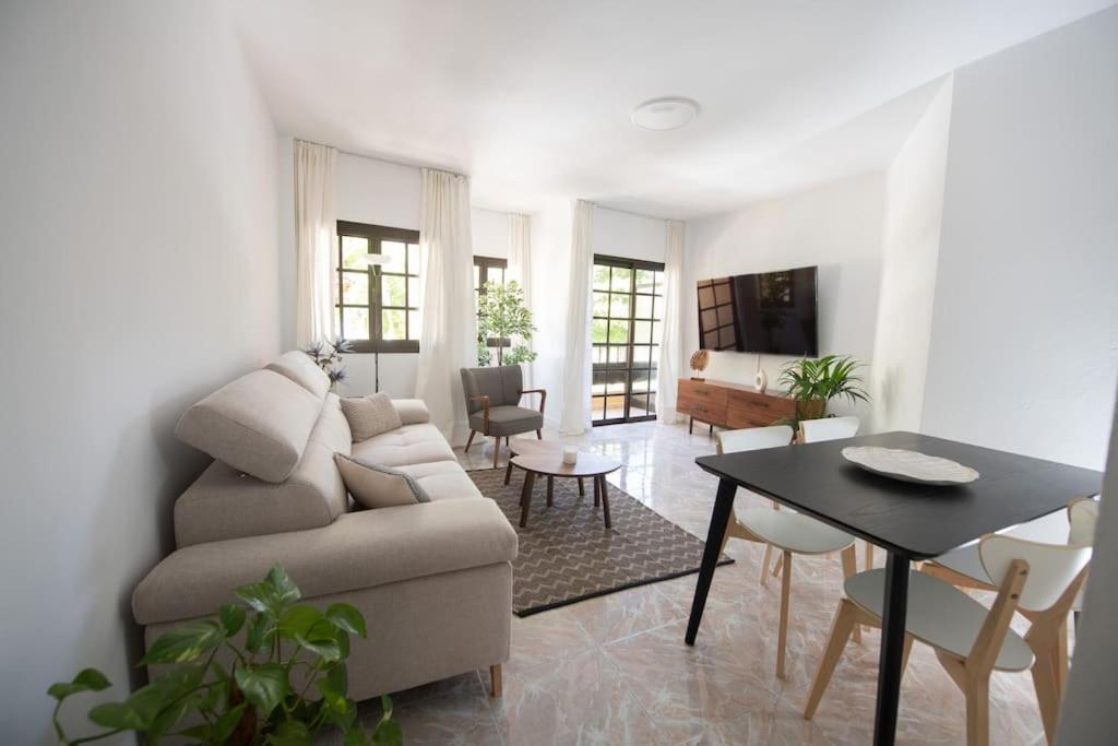 Comfortable Centric Apartment Steps From The Beach Gran Tarajal Ngoại thất bức ảnh